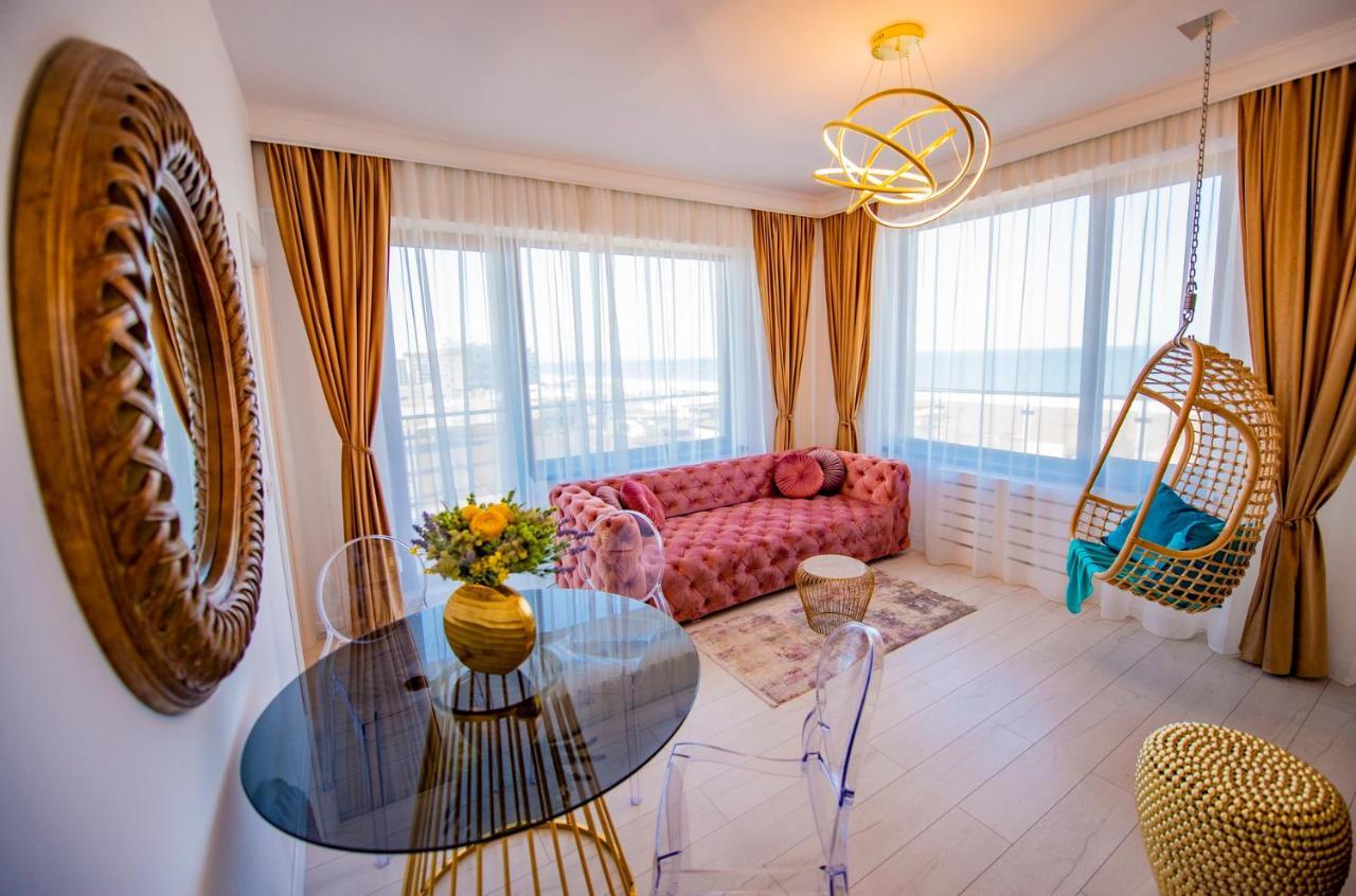 Ferienwohnung Summerland Luxury Velvet Front Sea View Mamaia Exterior foto