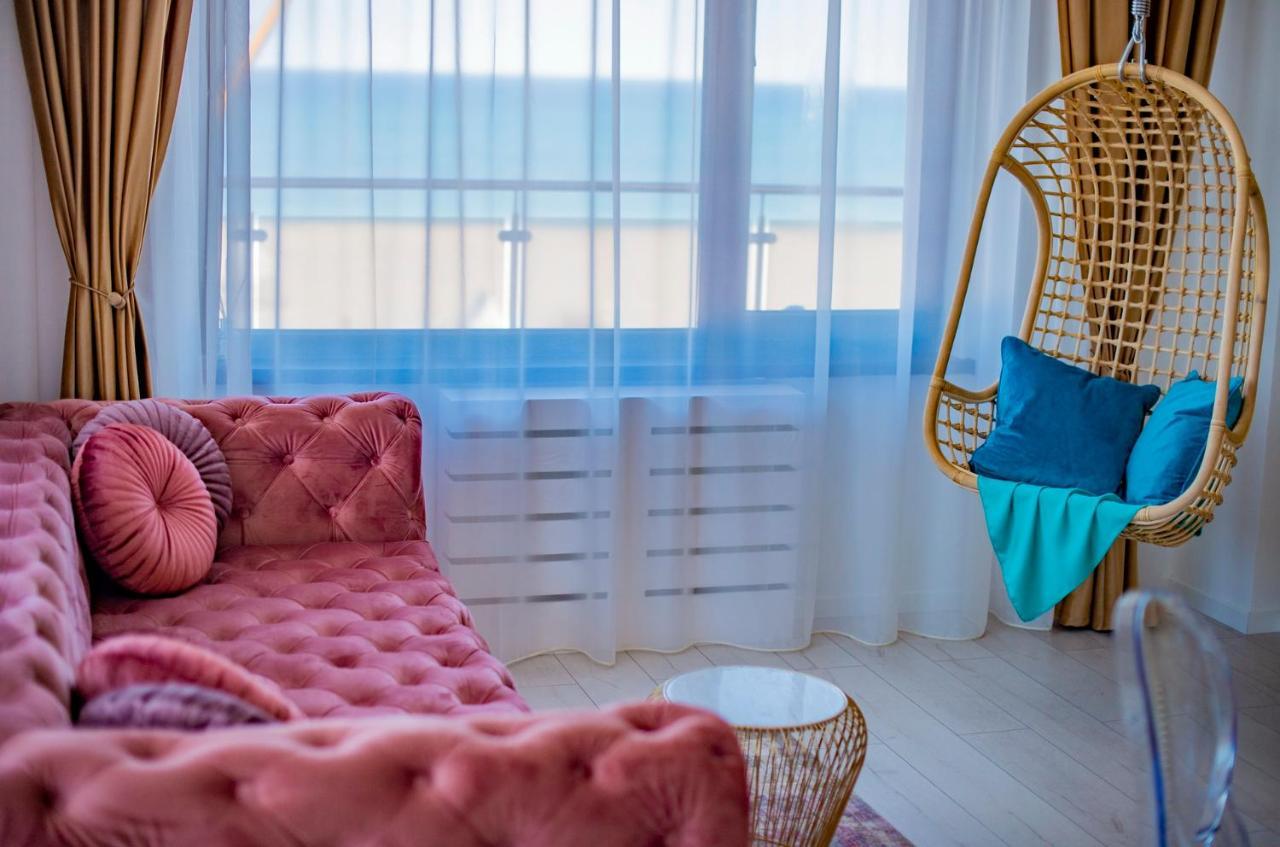 Ferienwohnung Summerland Luxury Velvet Front Sea View Mamaia Exterior foto